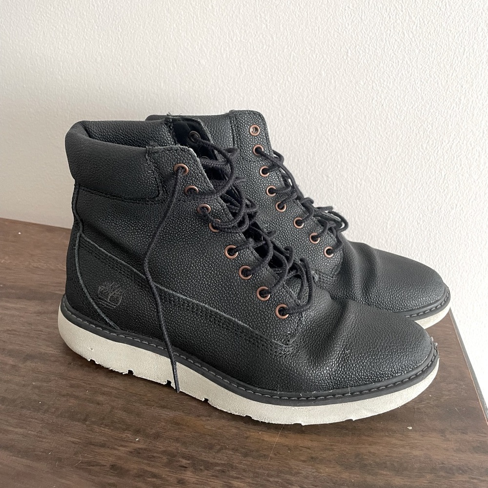 TIMBERLAND KENNISTON BOOTS W8